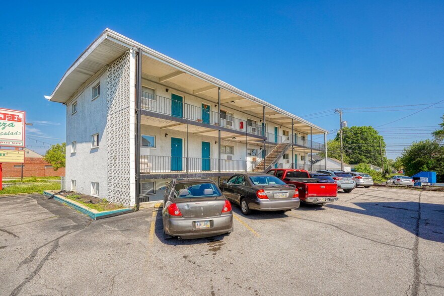 2958 Sullivant Ave, Columbus, OH à vendre - Photo de l’immeuble – Image 1 sur 8