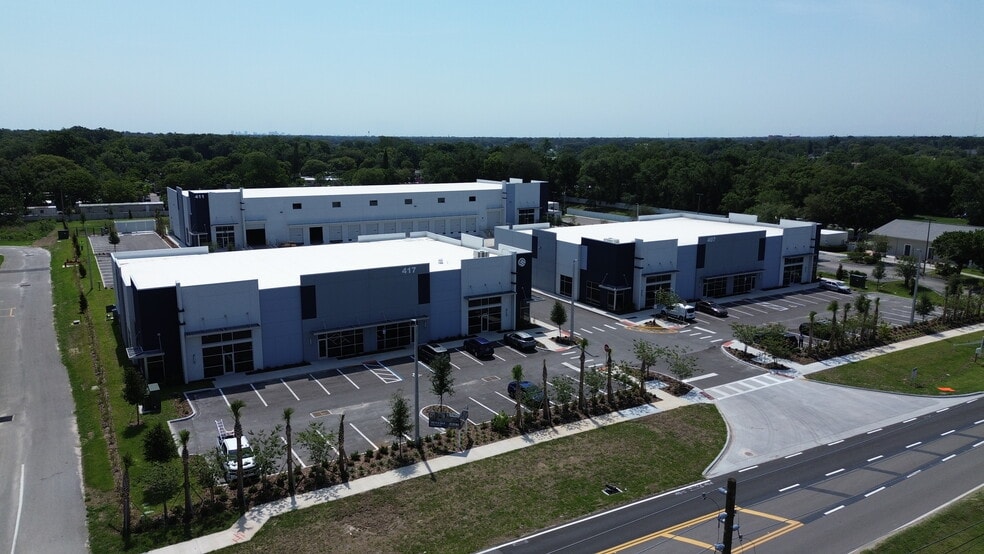 409 Ocoee Apopka Rd, Ocoee, FL à louer - Photo de l’immeuble – Image 1 sur 3
