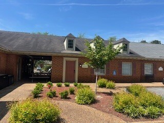 3073-3097 Brickhouse Ct, Virginia Beach, VA à louer - Photo de l’immeuble – Image 2 sur 10