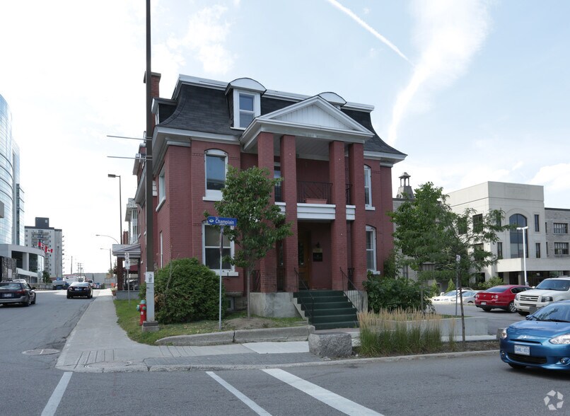 111 Rue Champlain, Gatineau, QC à vendre - Photo de l’immeuble – Image 2 sur 3