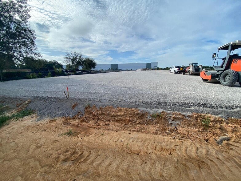3716 Hogshead Rd, Apopka, FL à louer - Photo de l’immeuble – Image 3 sur 3