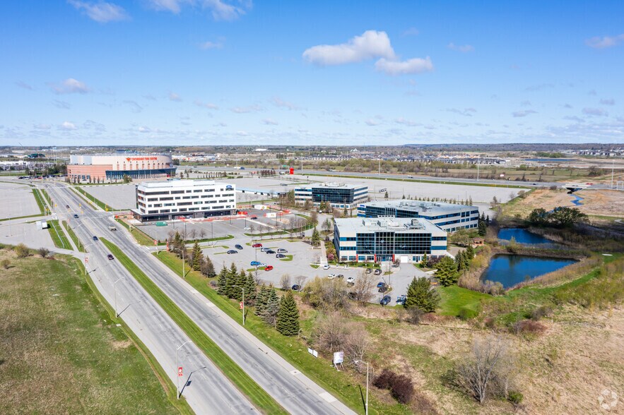 770 Palladium Dr, Ottawa, ON à louer - Aérien – Image 2 sur 26