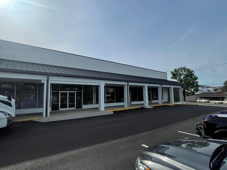 401-409 Rome St, Carrollton, GA à louer - Photo de l’immeuble – Image 1 sur 6