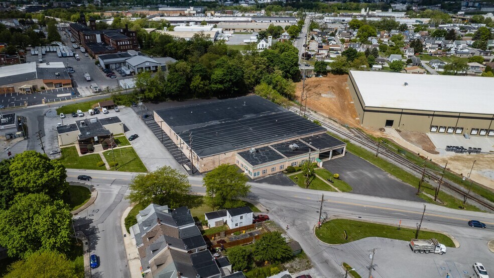 300 N Sherman St, York, PA à vendre - Photo de l’immeuble – Image 1 sur 26
