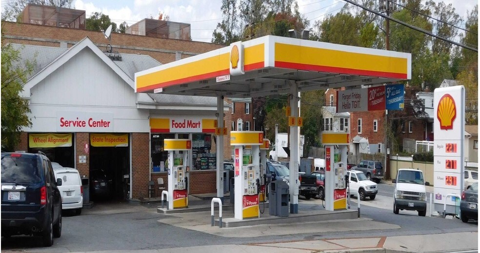 10144 Colesville Rd, Silver Spring, MD à vendre - Photo de l’immeuble – Image 2 sur 8