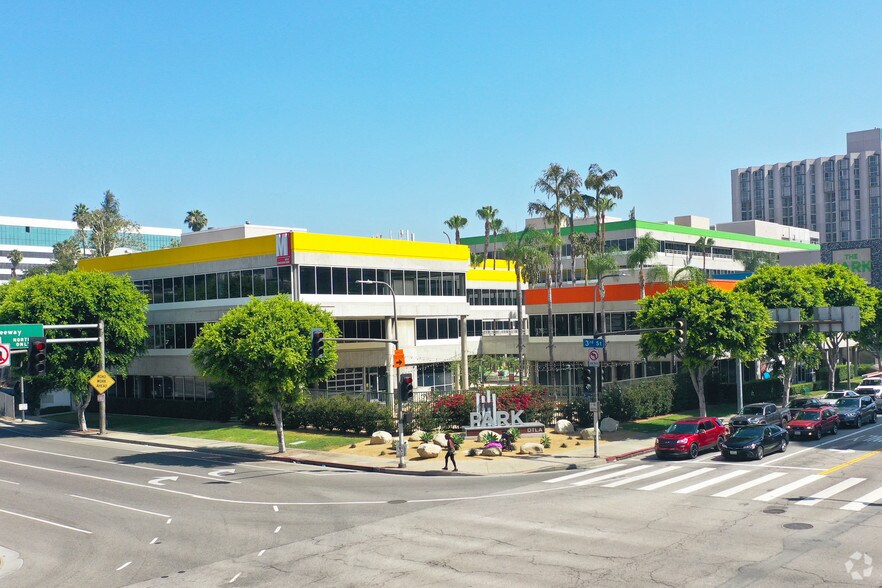 261 S Figueroa St, Los Angeles, CA à vendre - Photo principale – Image 1 sur 10