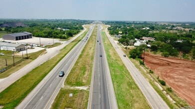 17171 Interstate 35 S, Atascosa, TX - VUE AÉRIENNE  vue de carte - Image1