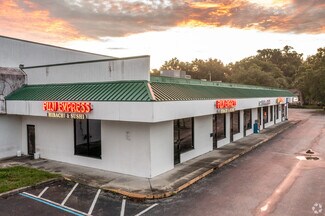 Plus de détails pour 911 N Woodland Blvd, Deland, FL - Local commercial à louer