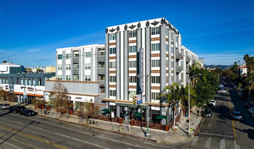5353 Wilshire Blvd, Los Angeles, CA à louer - Photo de l’immeuble – Image 2 sur 6