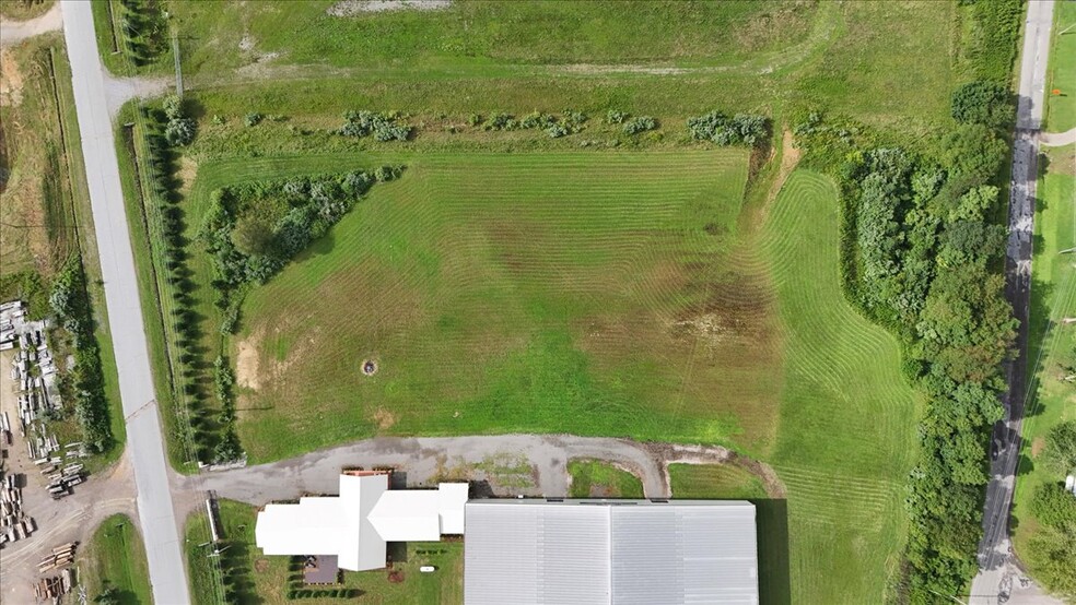 241 Industrial Park Rd, Mountain City, TN à vendre - Photo de l’immeuble – Image 3 sur 115