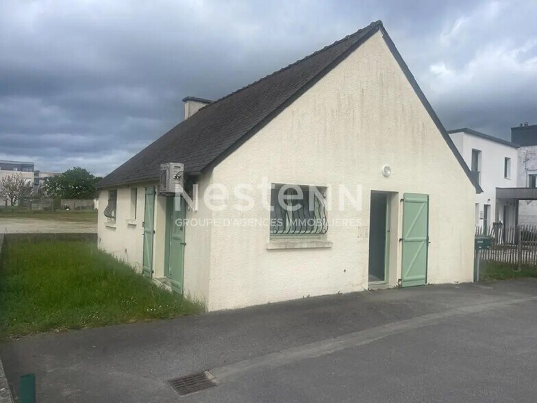 Bureau dans Séné à vendre - Photo de l’immeuble – Image 1 sur 9