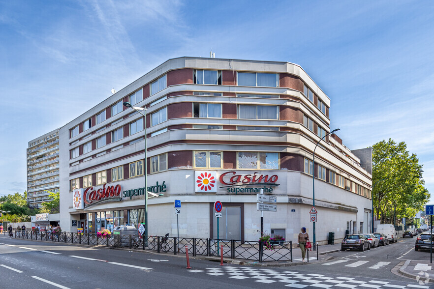 Bureau dans Clichy à louer - Photo principale – Image 1 sur 2