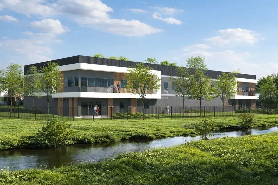 Local d'activités dans Persan à vendre Photo de l’immeuble– Image 1 sur 3