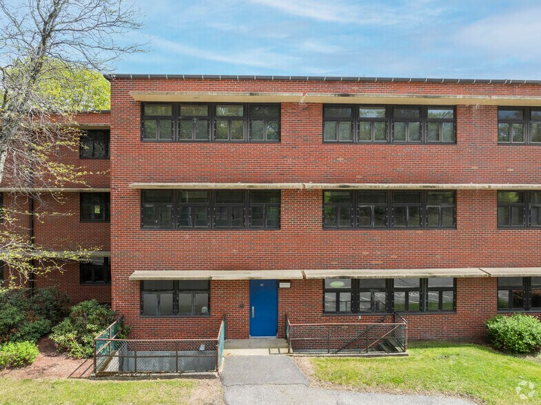 94 Jackson Rd, Devens, MA à louer - Photo de l’immeuble – Image 3 sur 5
