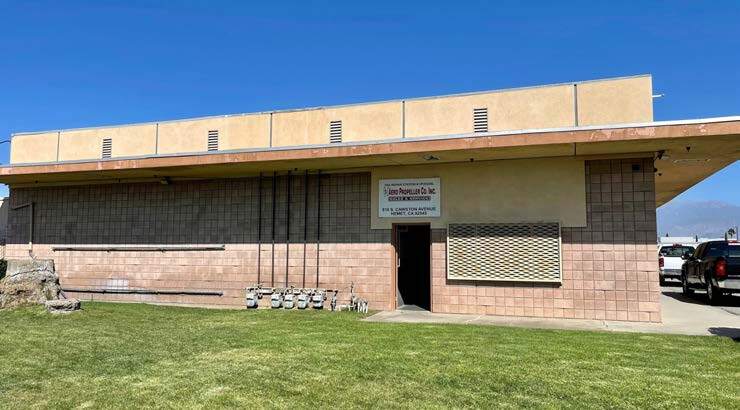 850 S Cawston Ave, Hemet, CA à vendre Photo principale– Image 1 sur 7