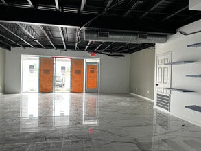 1331 E Broadway St, Pearland, TX à louer Photo intérieure– Image 2 sur 3