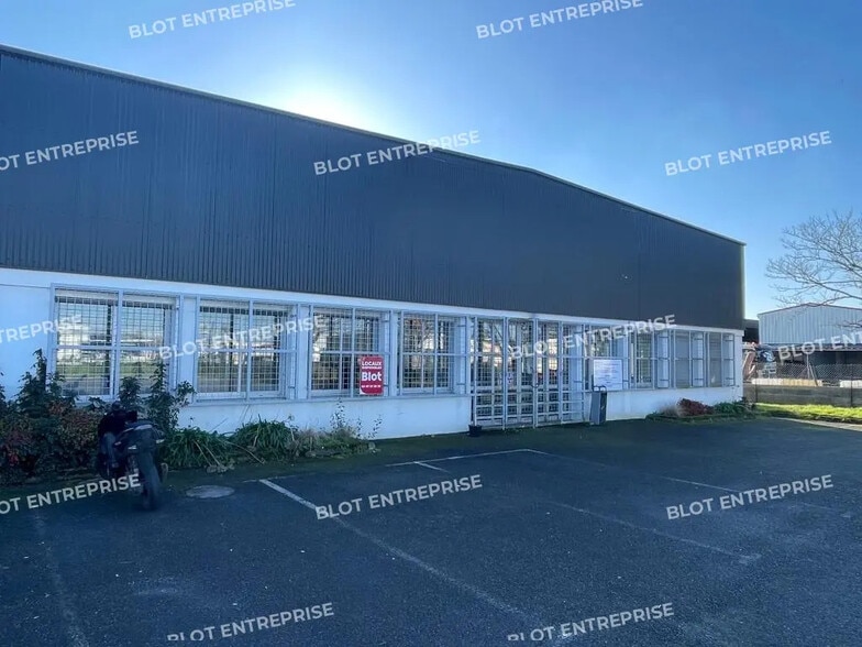 Bureau dans Lanester à louer - Photo de l’immeuble – Image 1 sur 8