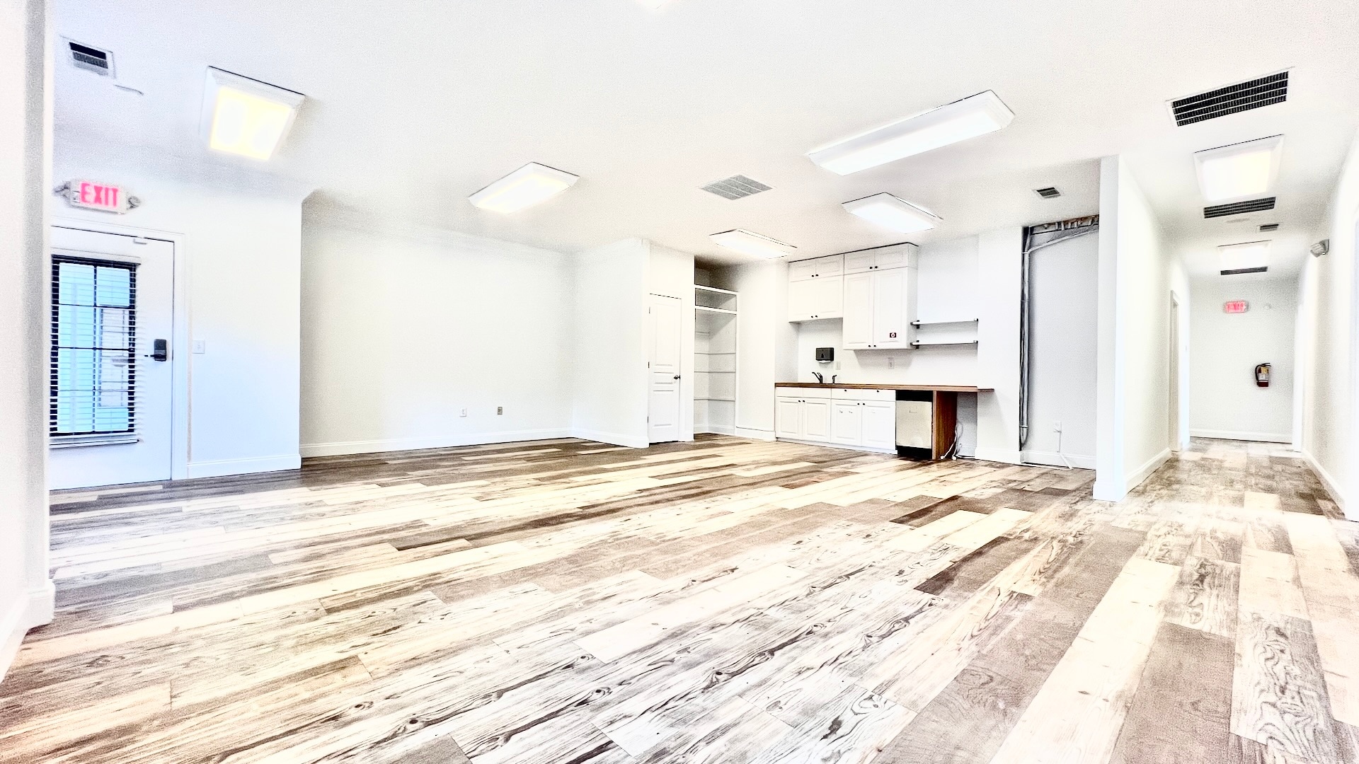 4080 McGinnis Ferry Rd, Alpharetta, GA à louer Photo intérieure– Image 1 sur 16