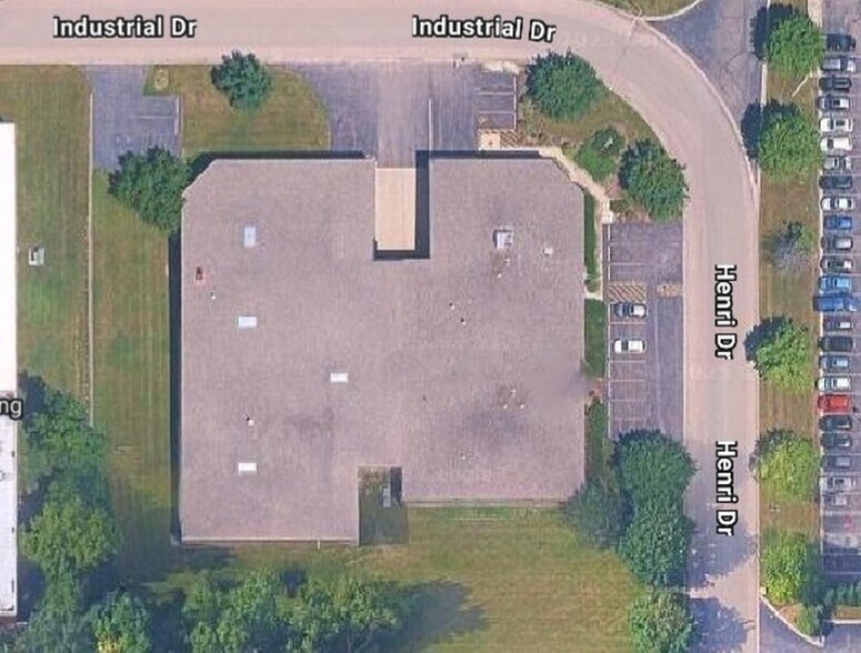 280-290 Industrial Dr, Wauconda, IL à louer - Photo de l’immeuble – Image 3 sur 6