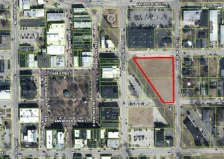 Plus de détails pour 200 E Judd St, Woodstock, IL - Terrain à vendre