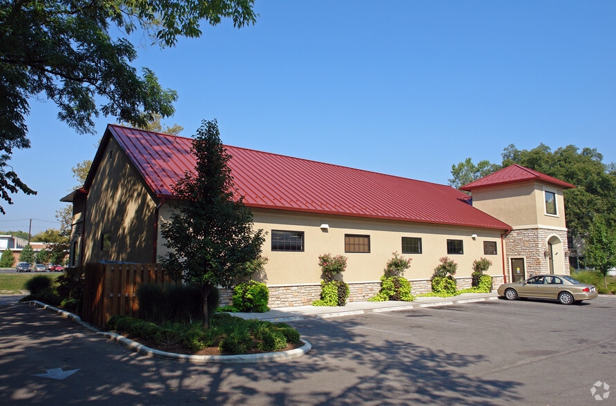 640 N Fountain Ave, Springfield, OH à vendre - Photo de l’immeuble – Image 2 sur 12