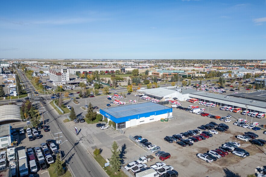 2612 26th St NE, Calgary, AB à louer - Aérien – Image 2 sur 2