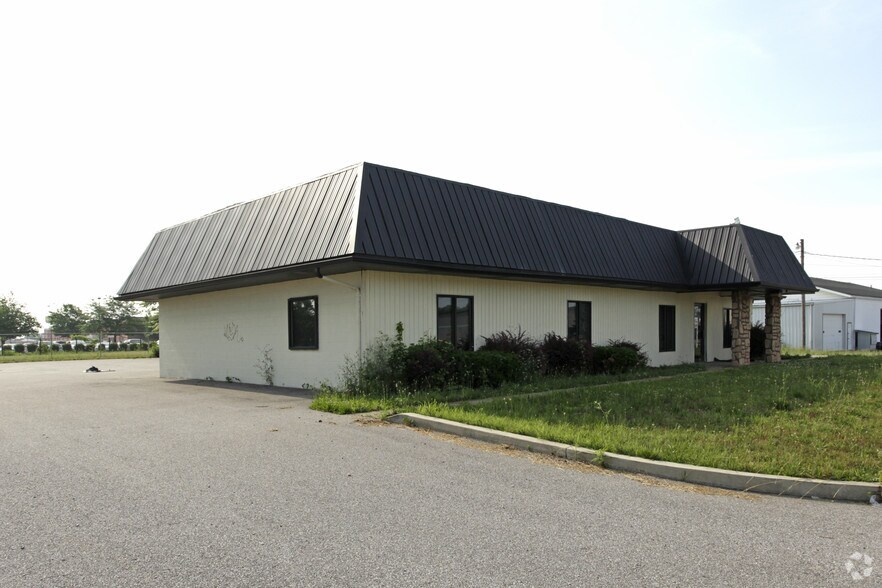 1313 Newton Ave, Evansville, IN à louer - Photo de l’immeuble – Image 2 sur 2