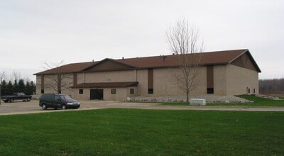2029 S Elms Rd, Swartz Creek, MI à louer Photo de l’immeuble– Image 1 sur 1