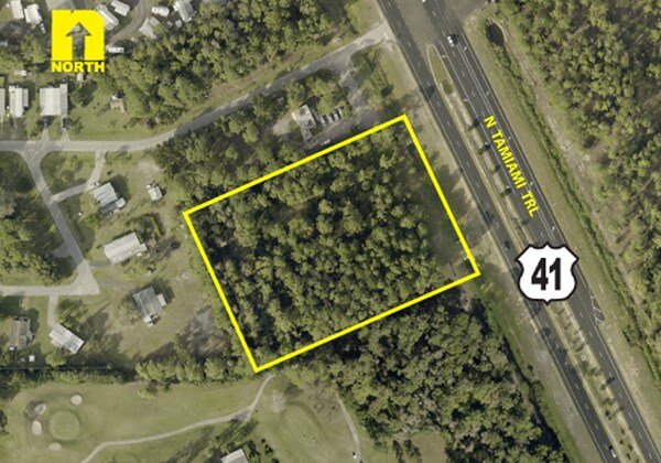 Tamiami Trl N, North Fort Myers, FL à vendre - Photo de l’immeuble – Image 3 sur 5
