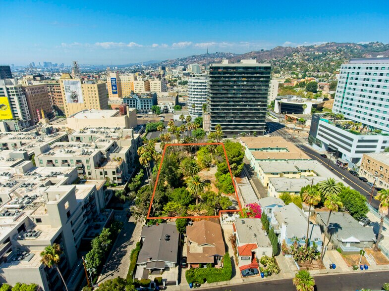 1750 N Argyle Ave, Los Angeles, CA à vendre - Photo de l’immeuble – Image 2 sur 12