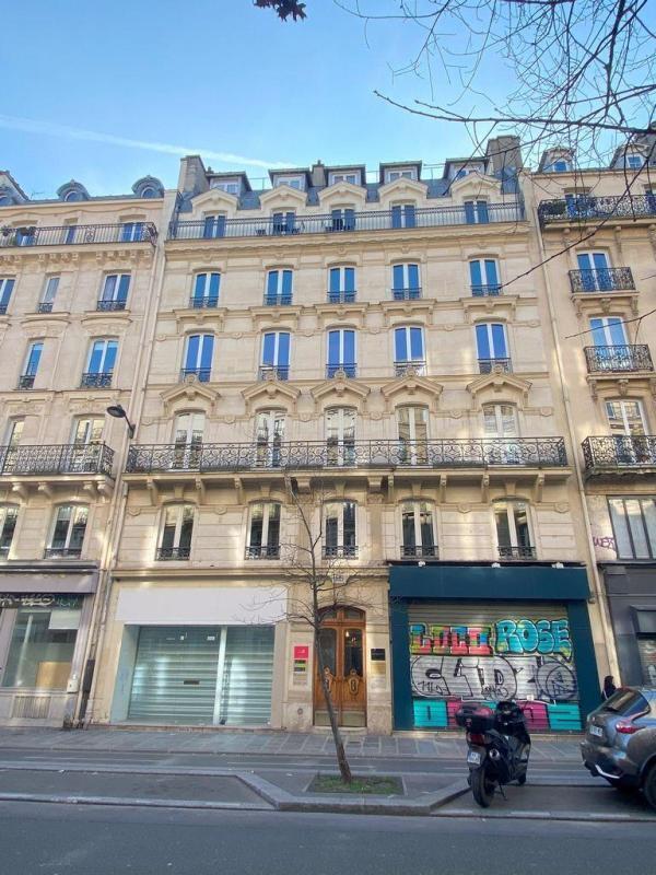 Bureau dans Paris à louer Photo de l’immeuble– Image 1 sur 12
