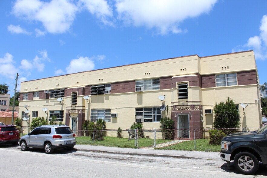 507 SW 10th Ave, Miami, FL à vendre - Photo de l’immeuble – Image 2 sur 12