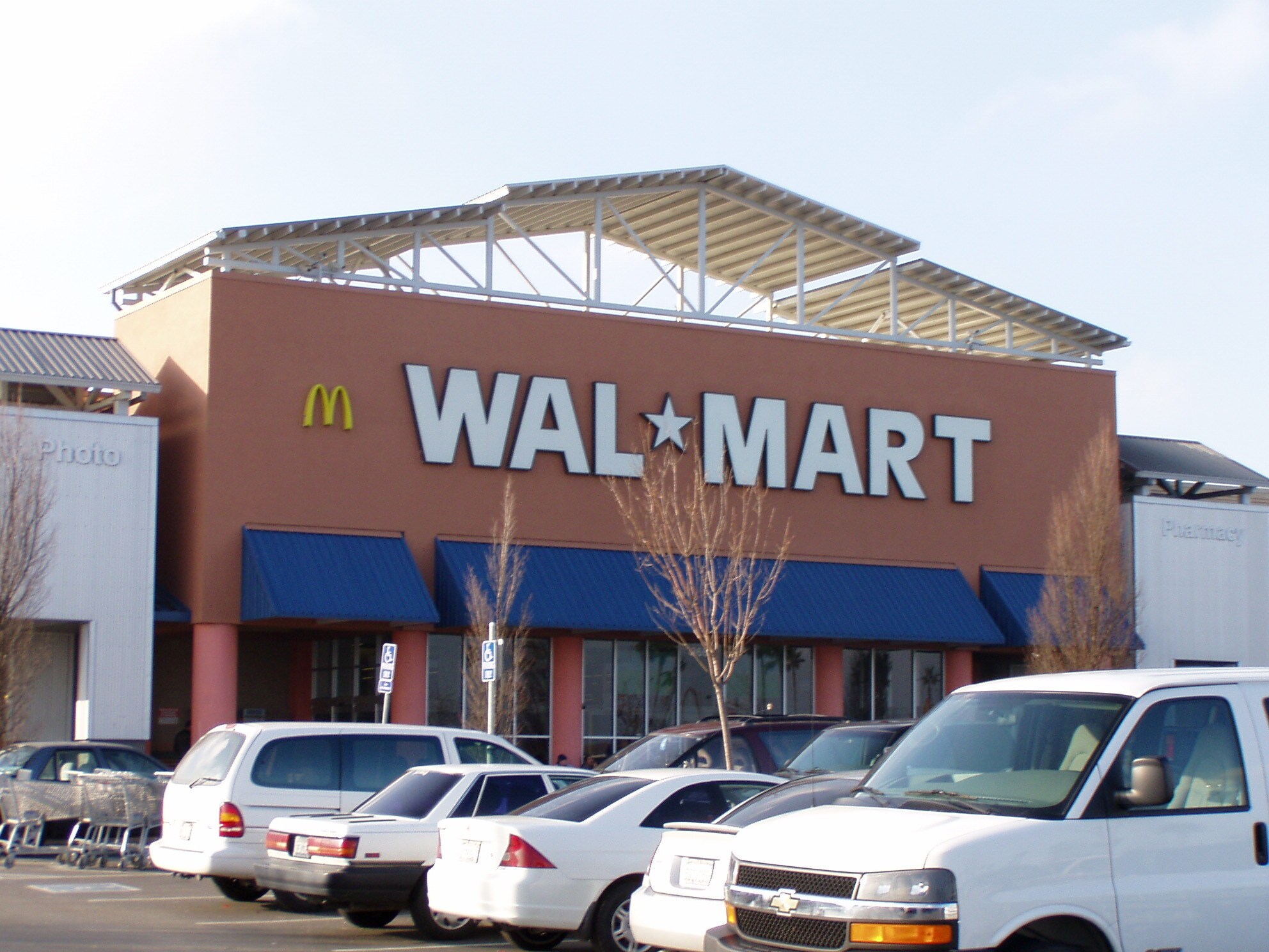 3501-3711 Truxel Rd, Sacramento, CA à louer Photo principale– Image 1 sur 11