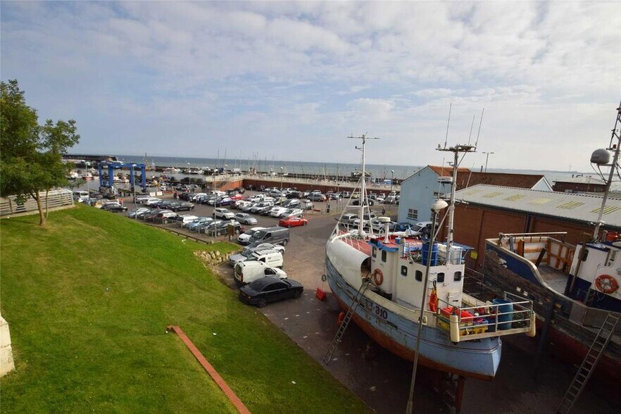 9-11 Bridge St, Bridlington à vendre - Photo de l’immeuble – Image 2 sur 20