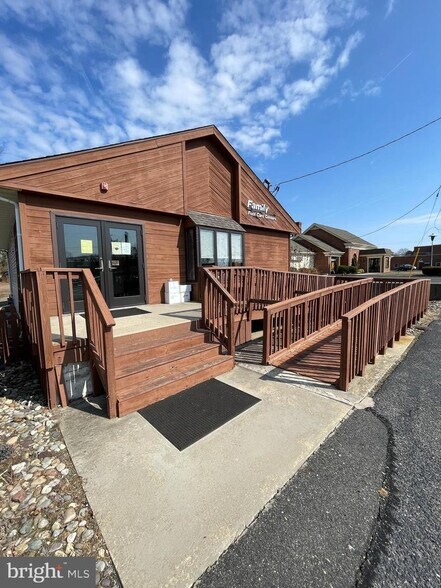 1160 E Landis Ave, Vineland, NJ à vendre - Photo de l’immeuble – Image 2 sur 35