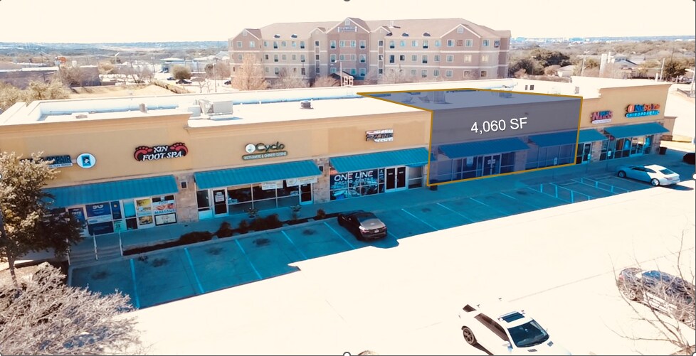 13000 N IH 35, Austin, TX à louer Photo principale– Image 1 sur 3