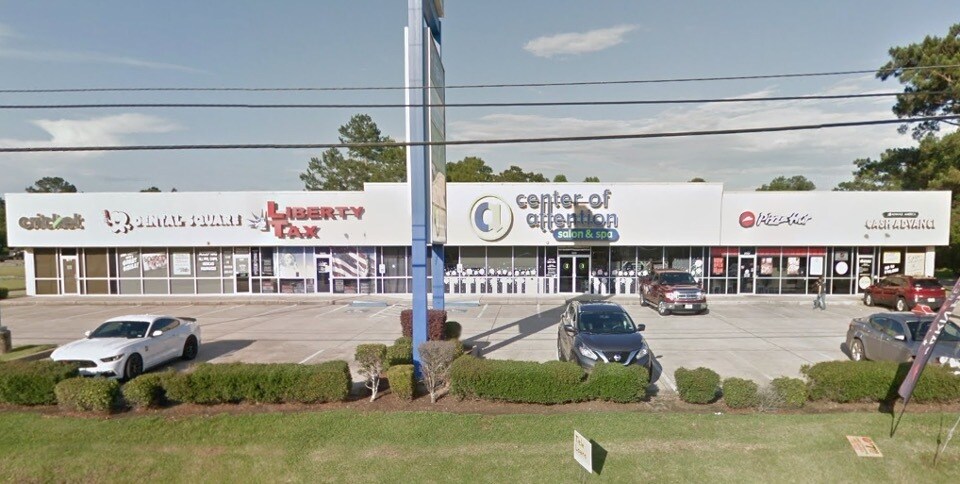 677-681 S Main St, Lumberton, TX à louer - Photo de l’immeuble – Image 1 sur 2