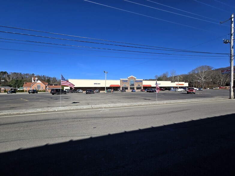 150 Main st, Mountain City, TN à vendre - Photo de l’immeuble – Image 3 sur 4