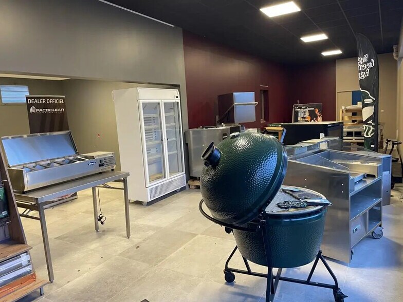 Local commercial dans Caen à vendre - Photo de l’immeuble – Image 3 sur 7