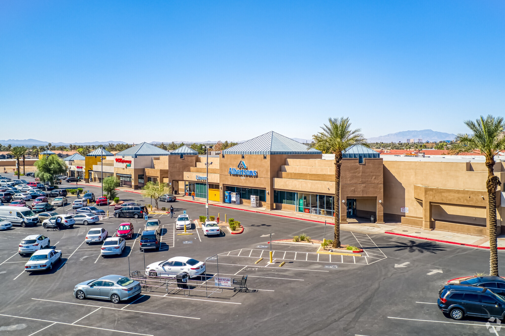 2755-2885 S Nellis Blvd, Las Vegas, NV à louer Photo principale– Image 1 sur 16