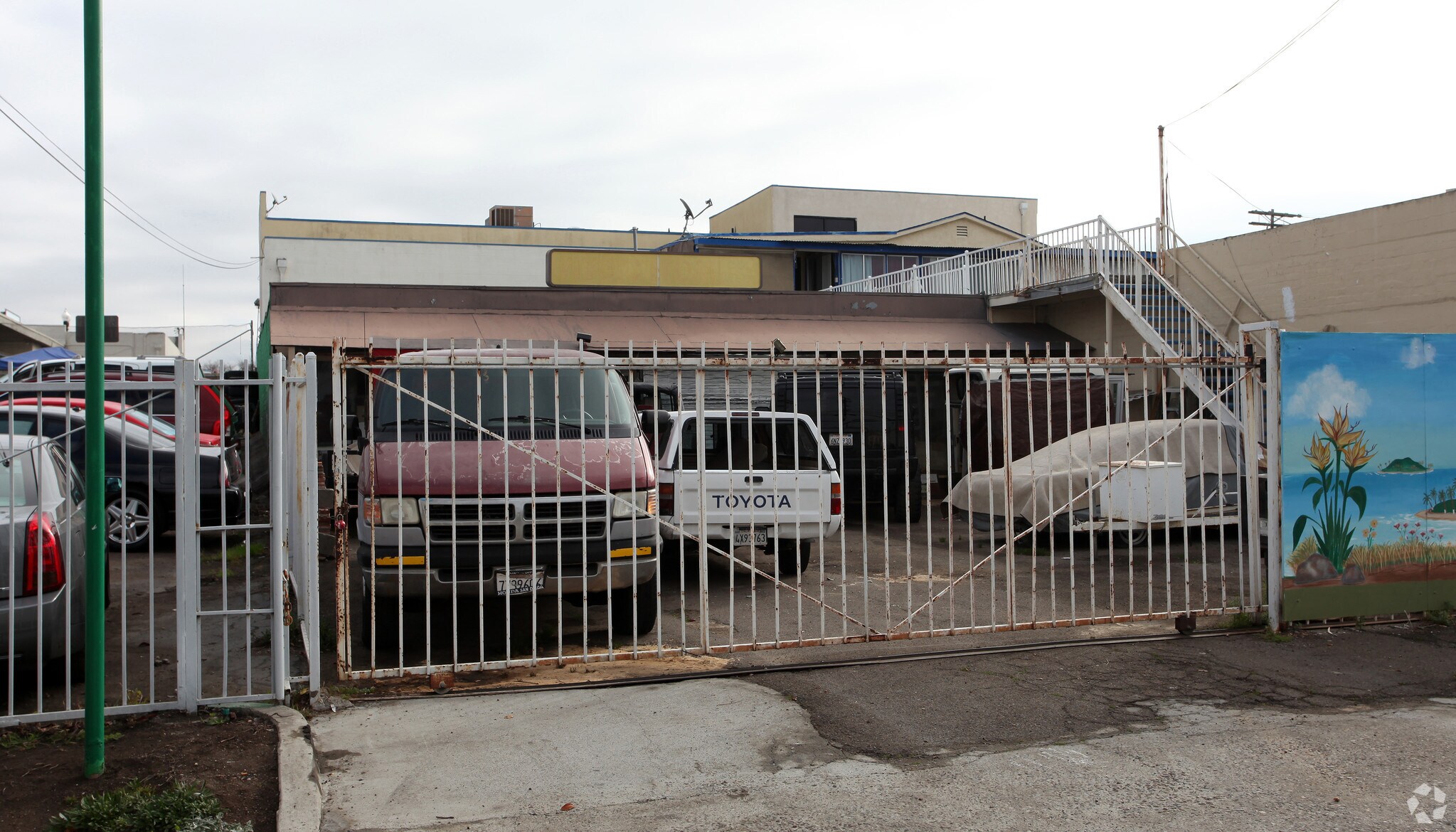 1025 Roosevelt Ave, National City, CA à vendre Photo principale– Image 1 sur 3