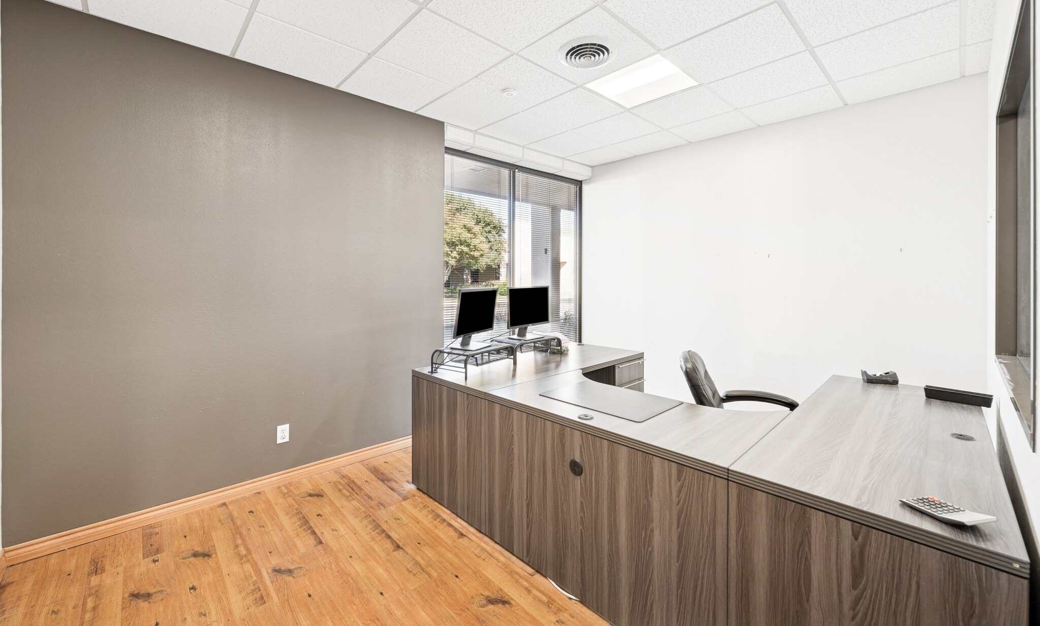 15000-15026 Beltway Dr, Addison, TX à louer Photo intérieure– Image 1 sur 14