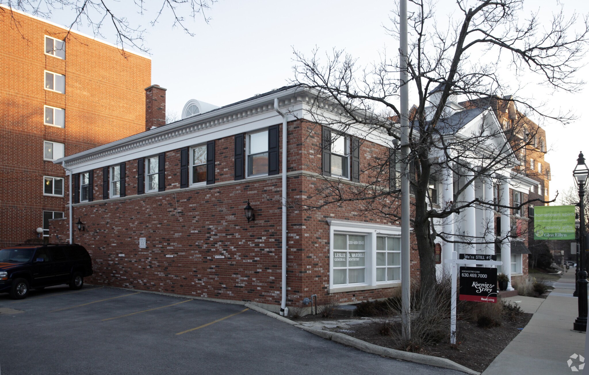 550 Pennsylvania Ave, Glen Ellyn, IL à louer Photo principale– Image 1 sur 5
