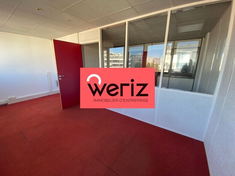 348 Avenue Du Prado, Marseille à louer - Photo de l’immeuble – Image 3 sur 8