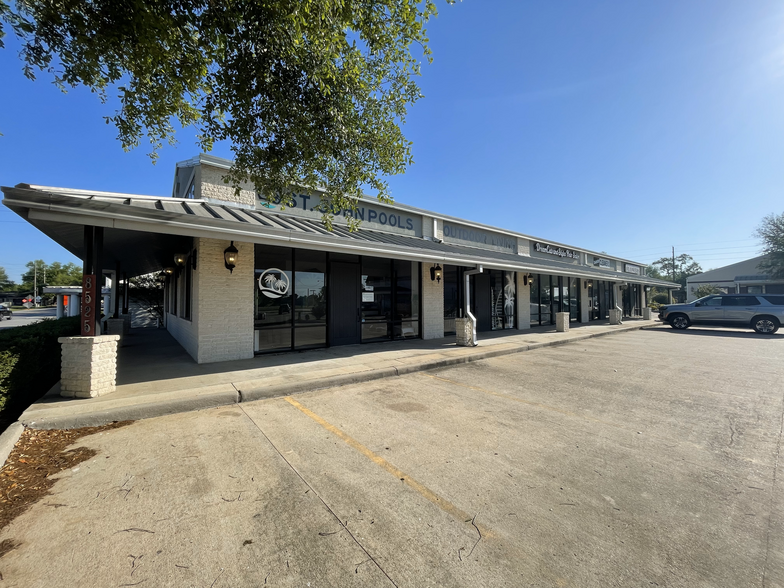 8525 FM 359 Rd S, Fulshear, TX à louer - Photo de l’immeuble – Image 2 sur 6