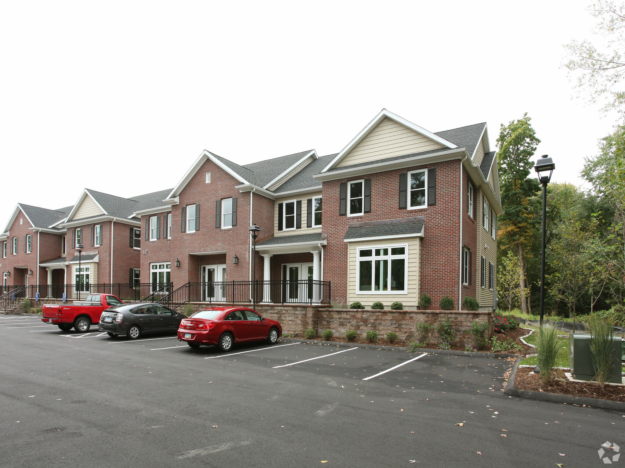 447 Naubuc Ave, Glastonbury, CT à vendre Photo principale– Image 1 sur 9