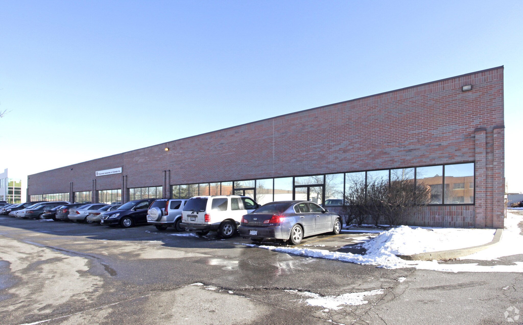 181 Regina Rd, Vaughan, ON à vendre Photo principale– Image 1 sur 3