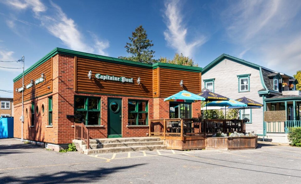 880 Rue Richelieu, Beloeil, QC à vendre - Photo principale – Image 2 sur 15