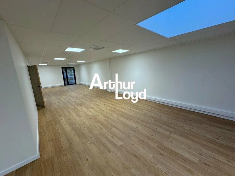 Bureau dans Valbonne à louer - Photo intérieure – Image 3 sur 12