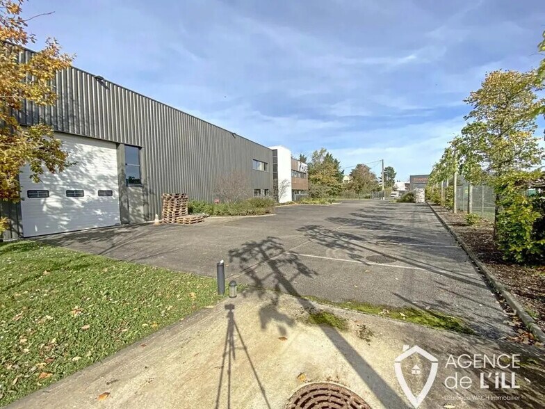 Local d'activités dans Bergheim à vendre - Photo de l’immeuble – Image 2 sur 27